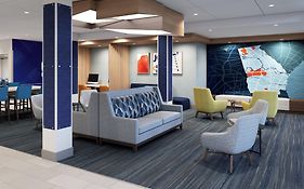 Holiday Inn Express & Suites Alton St Louis Area By Ihg